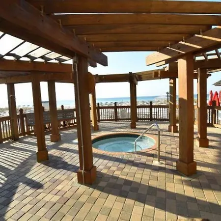 Pelican Beach Resort-Walkout Unit-On The Beach Destin Exterior photo